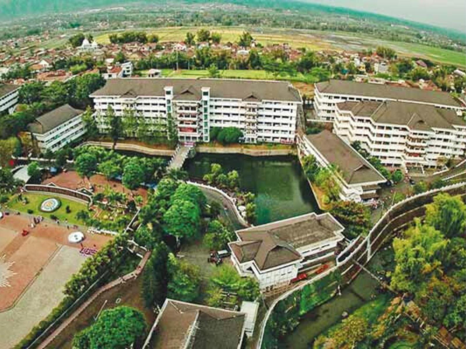Villa Estetik Di Malang Exterior photo